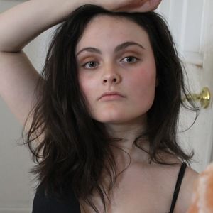 Meet your Posher, Maya